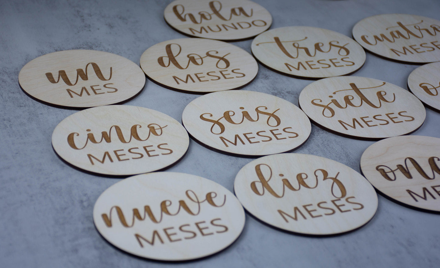 Baby Milestone Cards for Baby Photos, Monthly Milestone Markers in Spanish, Baby Milestone Discs, Baby Shower Gift