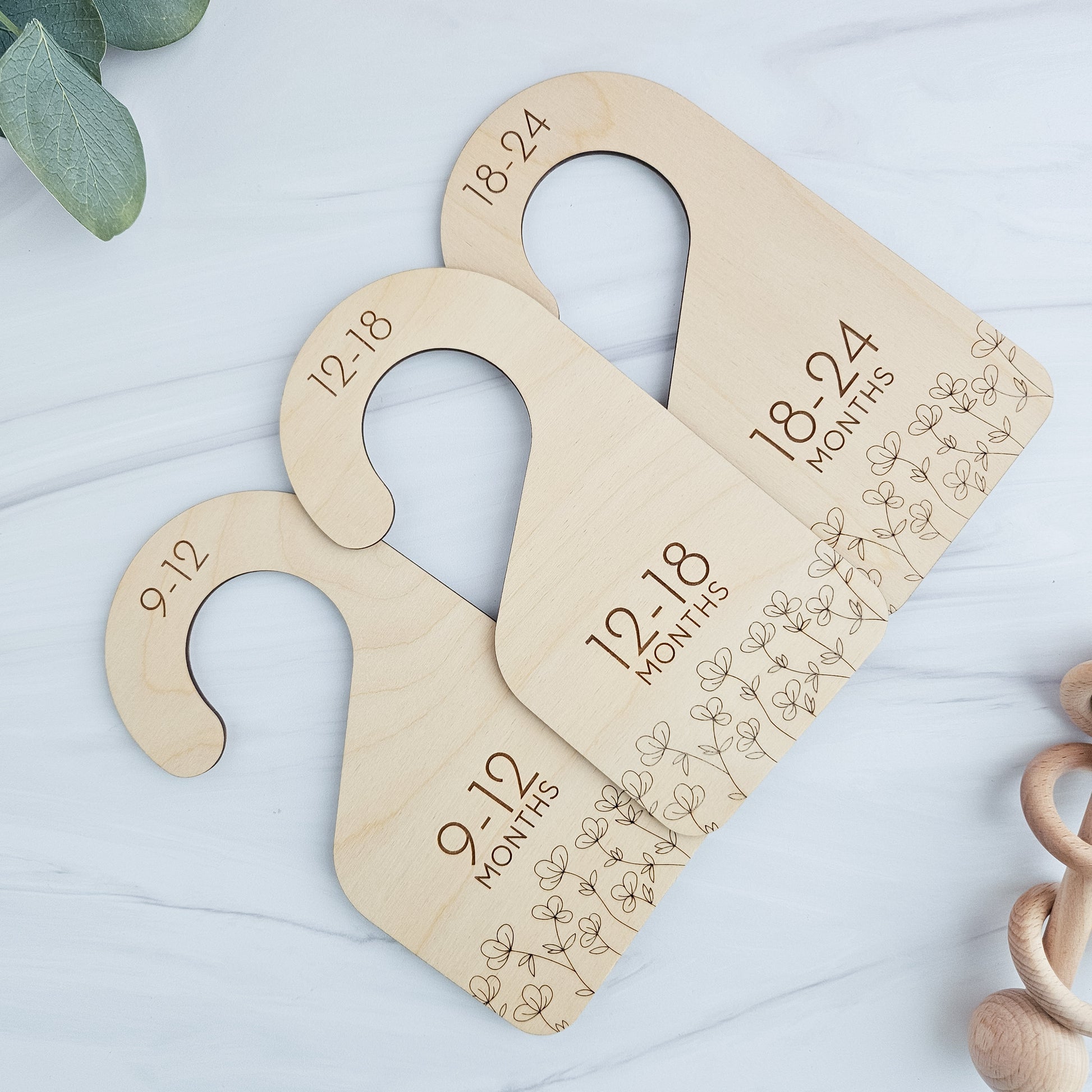 Nursery Closet Dividers, Baby Clothes Dividers, Nursery Organizing, Wooden Baby Gifts, Floral Closet Dividers, Baby Shower Gift Ideas