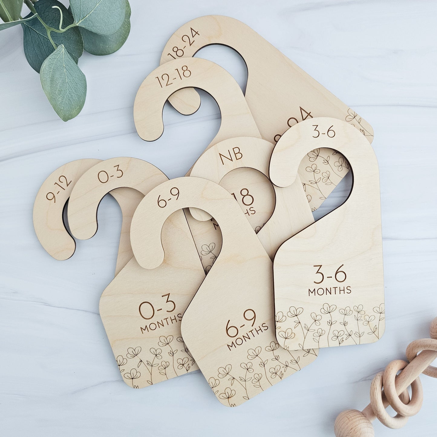 Nursery Closet Dividers, Baby Clothes Dividers, Nursery Organizing, Wooden Baby Gifts, Floral Closet Dividers, Baby Shower Gift Ideas