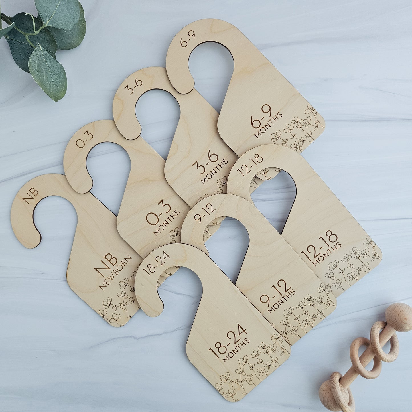 Nursery Closet Dividers, Baby Clothes Dividers, Nursery Organizing, Wooden Baby Gifts, Floral Closet Dividers, Baby Shower Gift Ideas