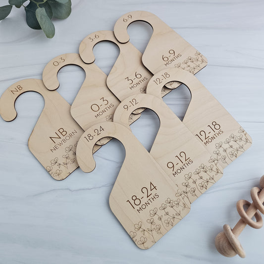 Nursery Closet Dividers, Baby Clothes Dividers, Nursery Organizing, Wooden Baby Gifts, Floral Closet Dividers, Baby Shower Gift Ideas