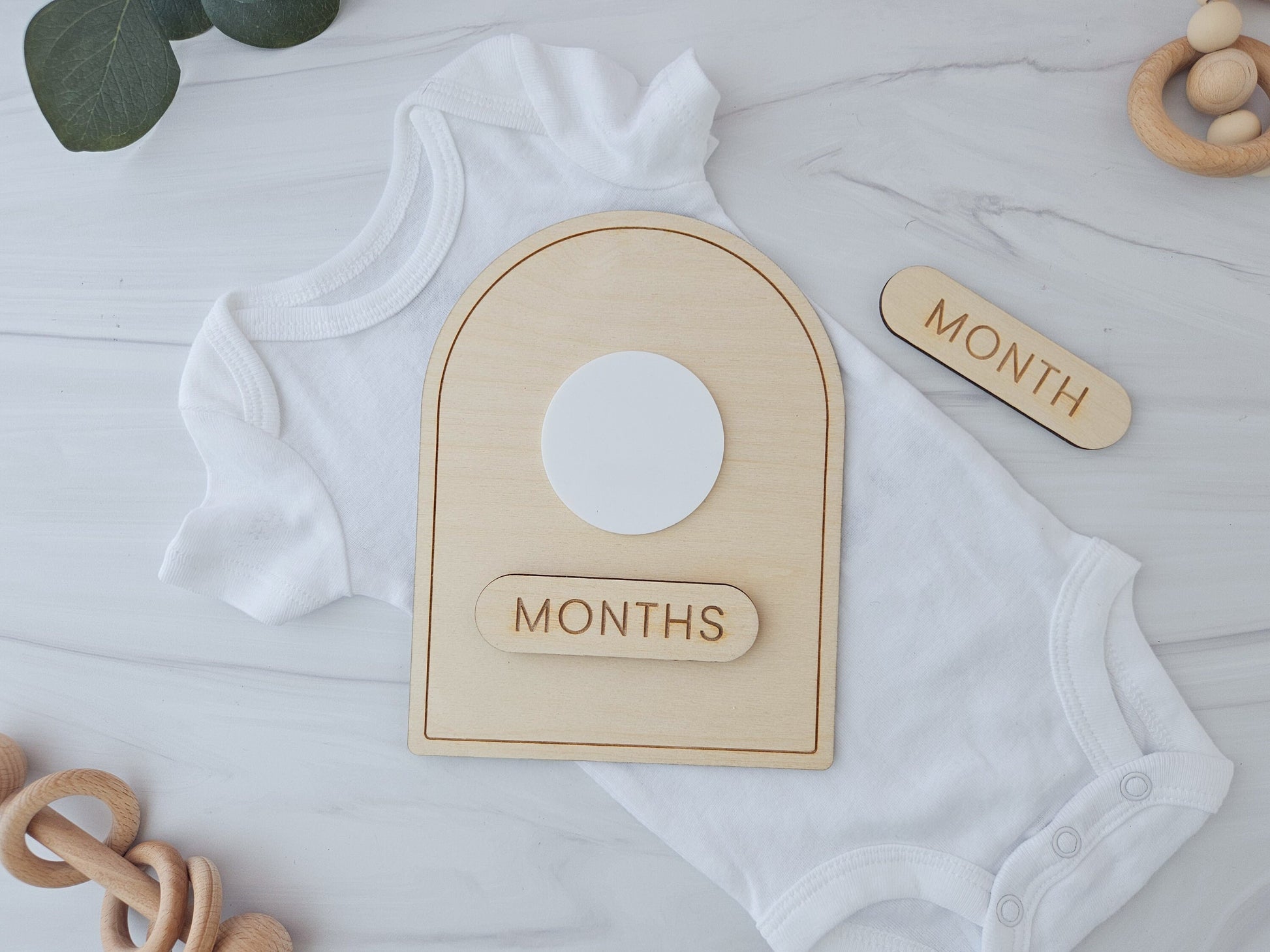 Dry Erase Monthly Milestone | Baby Milestone | Baby Shower Gift | Baby Announcement Sign