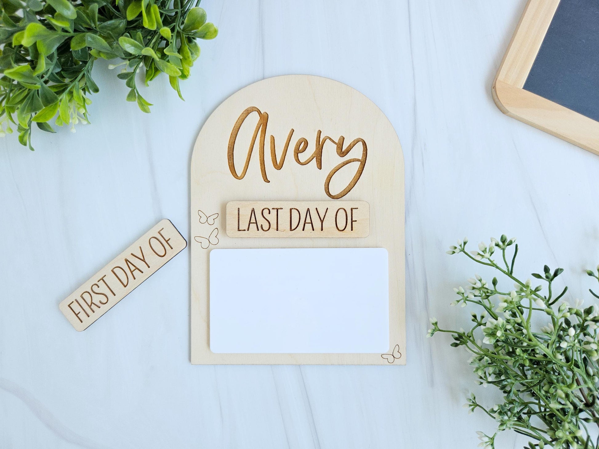 First Day of School Sign – Last Day of School Sign – Reusable Back to School Photo Prop – Dry Erase School Sign – Personalized First Day
