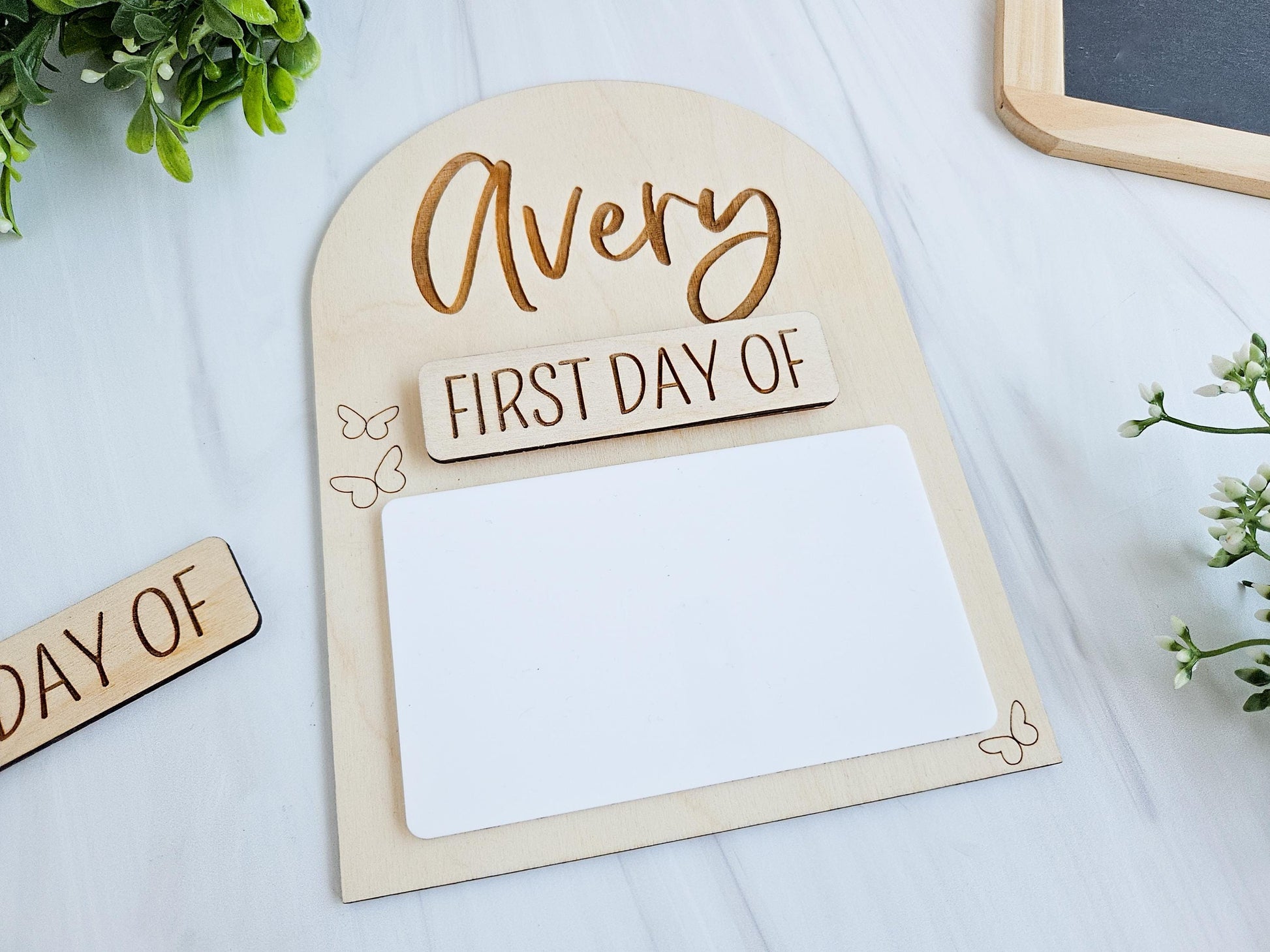 First Day of School Sign – Last Day of School Sign – Reusable Back to School Photo Prop – Dry Erase School Sign – Personalized First Day